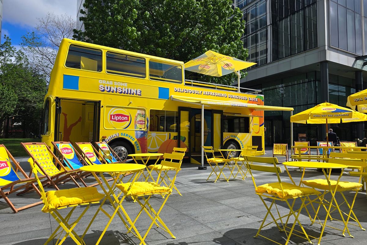 Inchmere Event Design LTD, Lipton Tea Bus promotional bus hire