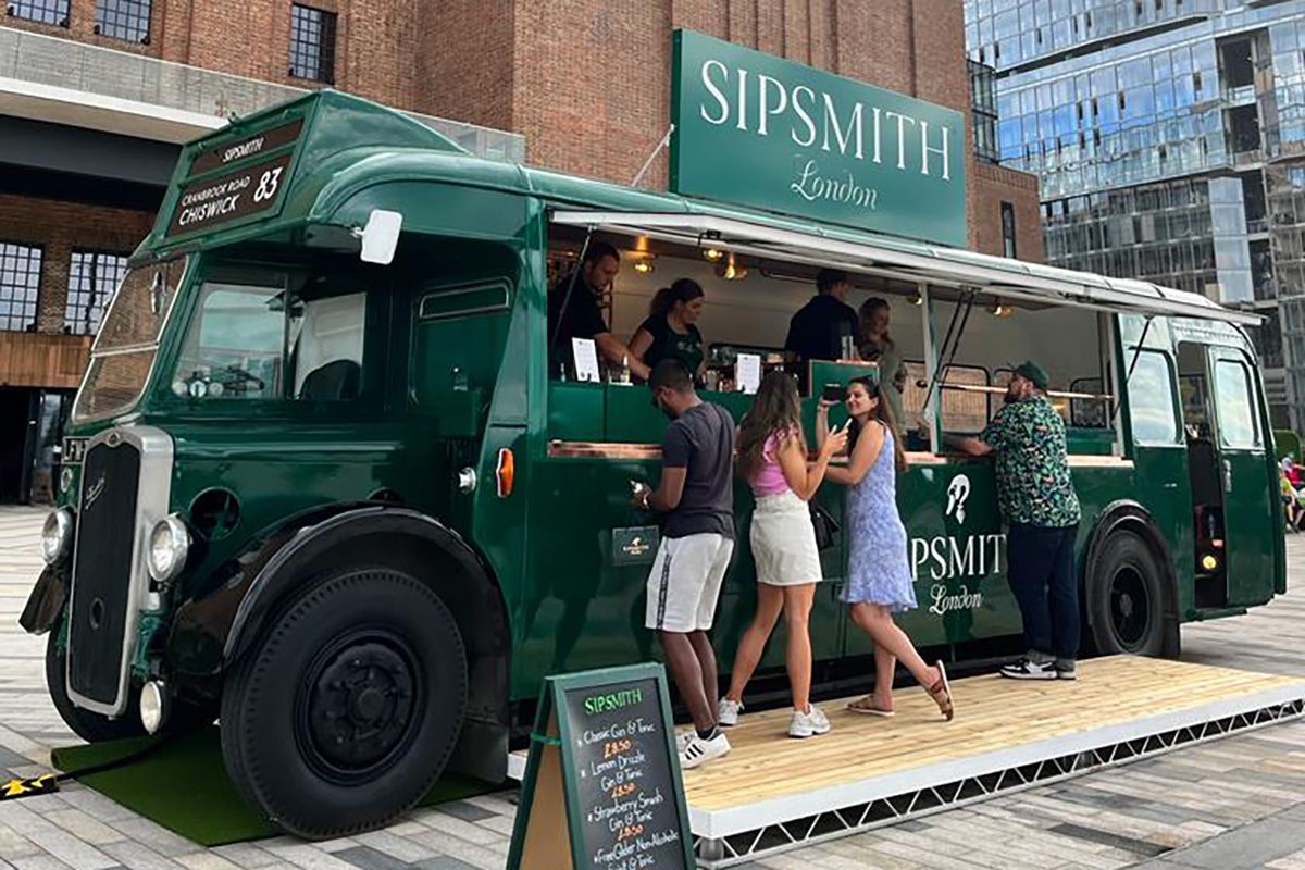 Inchmere Event Design LTD, Sipsmith Gin vintage Bus promotional bus hire