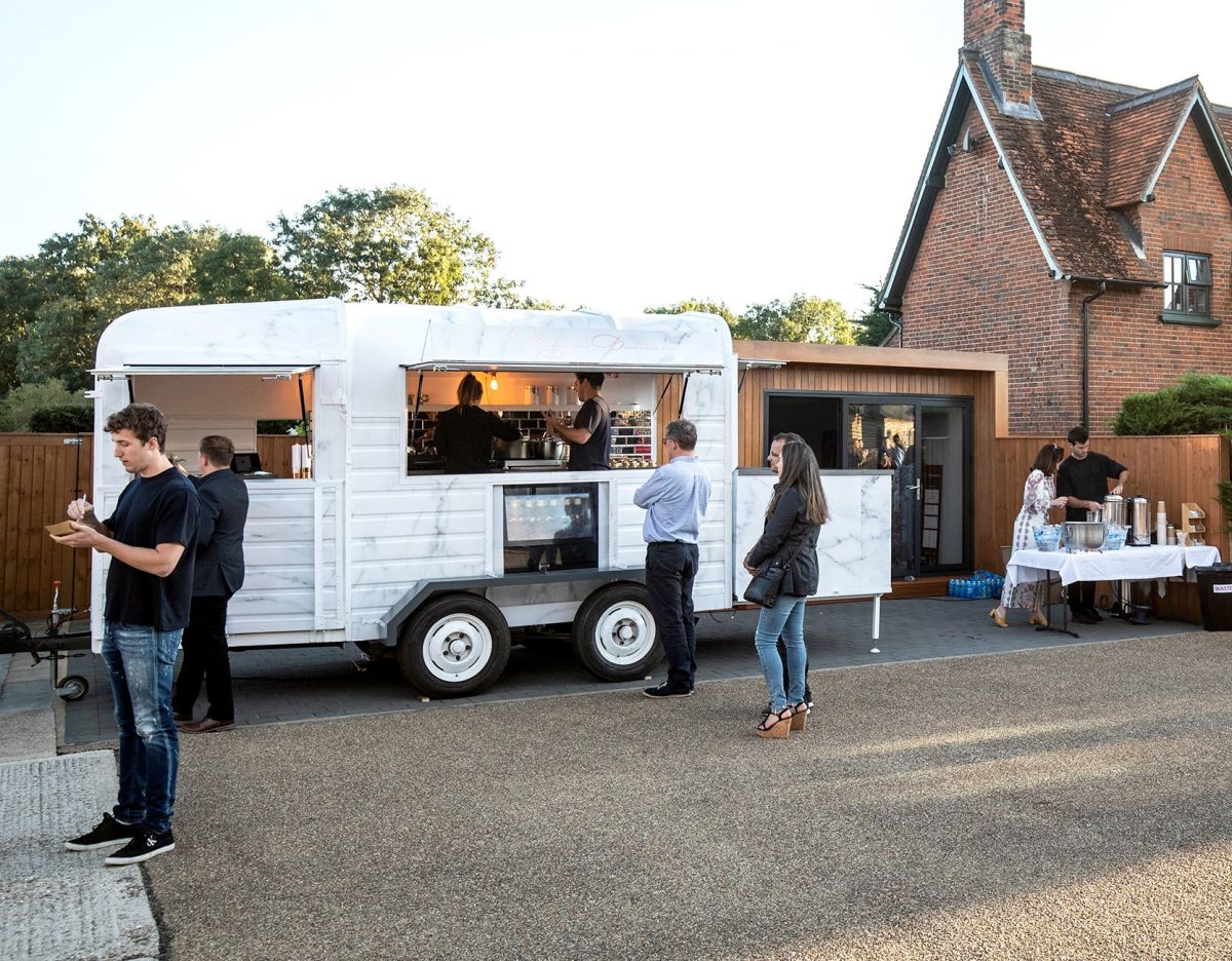 Inchmere Event Design LTD, vintage bus Maxine promotional bus hire